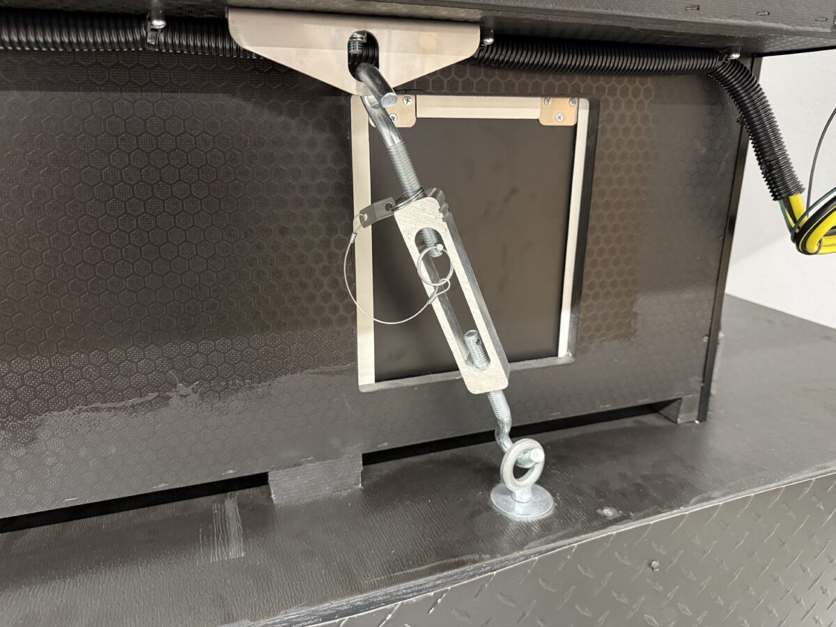 Tuff Kotte Silver Frost — (Aluminum Siding)