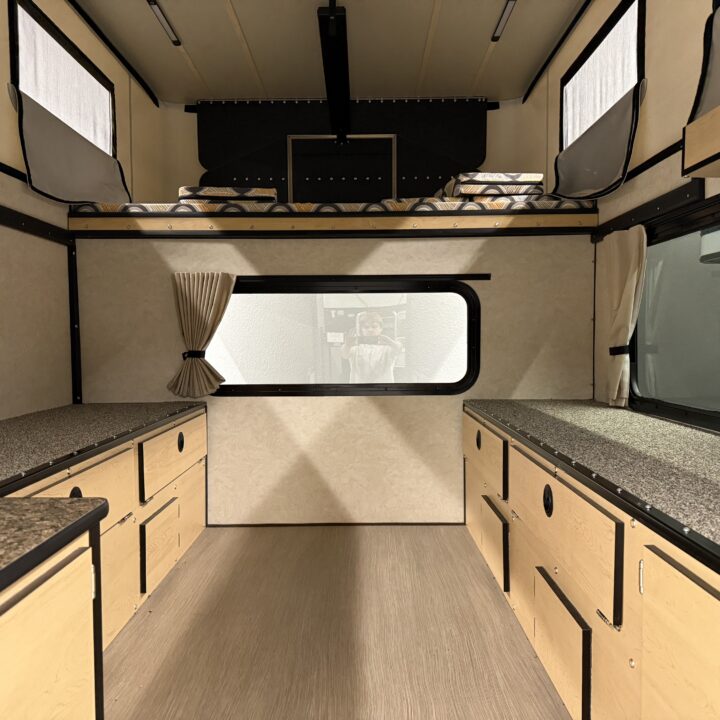 Fleet Slide-In
Floorplan: Base on display at Four Wheel Campers of Southern California