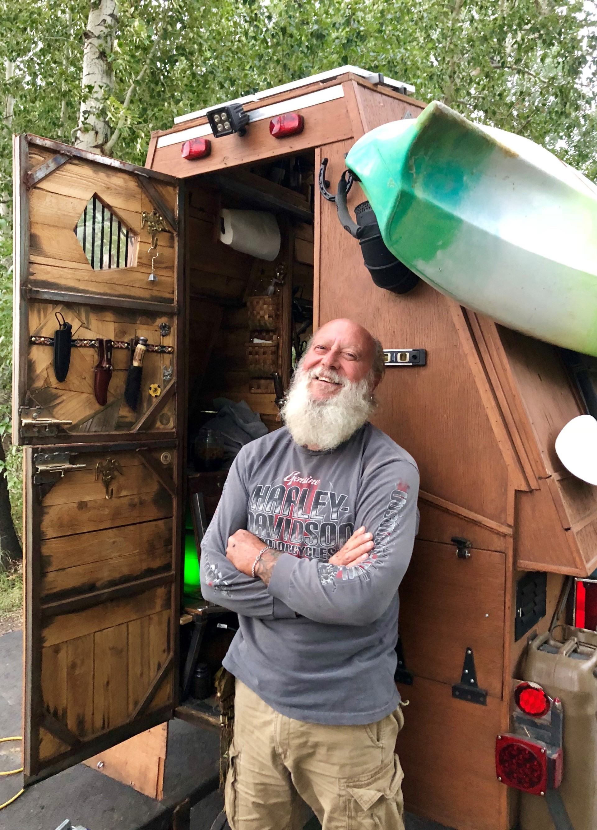 Veteran and his Artistic, Off-Grid Lifestyle